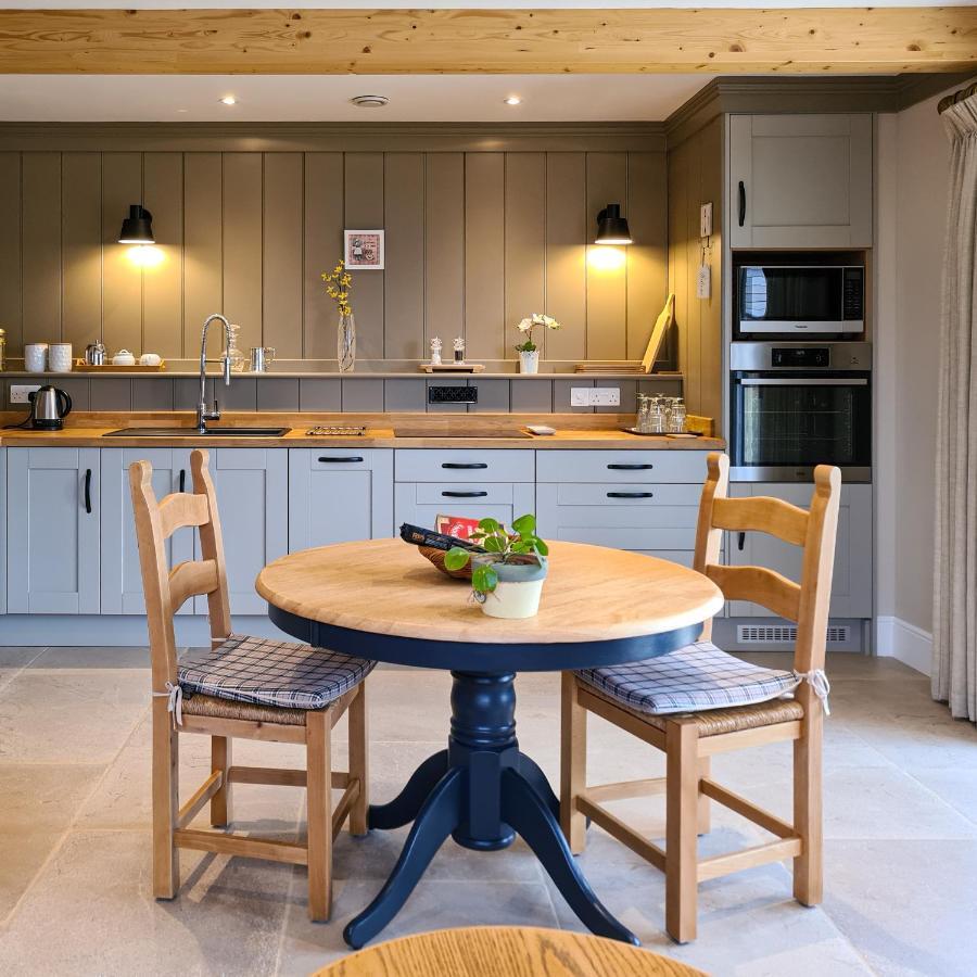 Luxury Lodge @ Ewen Barn - Private 5* Retreat Cirencester Kültér fotó